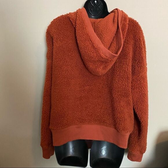 True Craft Orange Red Fuzzy Comfy Pullover loungewear sweater - Picture 6 of 7